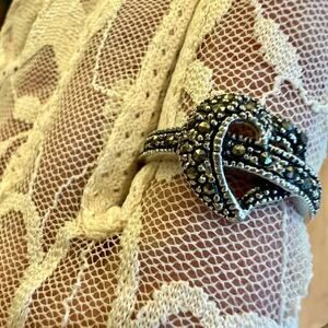 Vintage Women's Rhodium Plated Dress Ring Marcasite Heart - Size 9